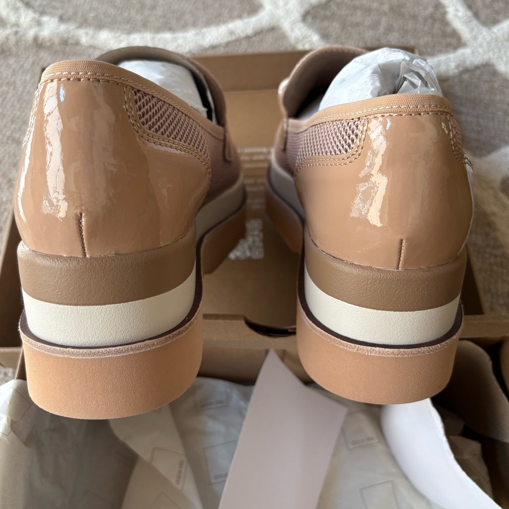 ❌❌❌SOLD❌❌❌Dolce Vita🥳HOST PICK🥳Almond Mesh Loafers - Picture 3 of 9